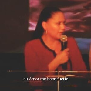 Meet your Posher, Leonor